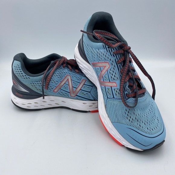New Balance Blue and Gray Athletic Shoes with Fresh Foam Cushioning - Picture 3 of 16